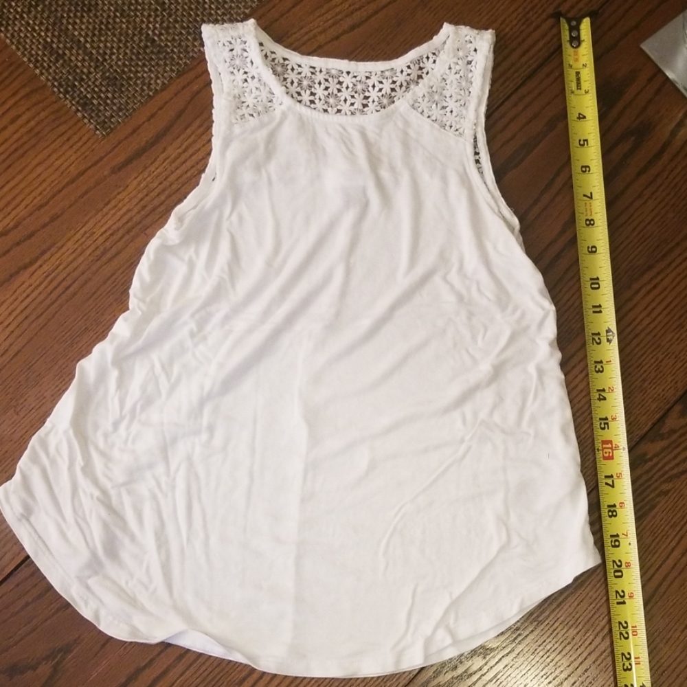Adorable soft Old Navy blouse shirt